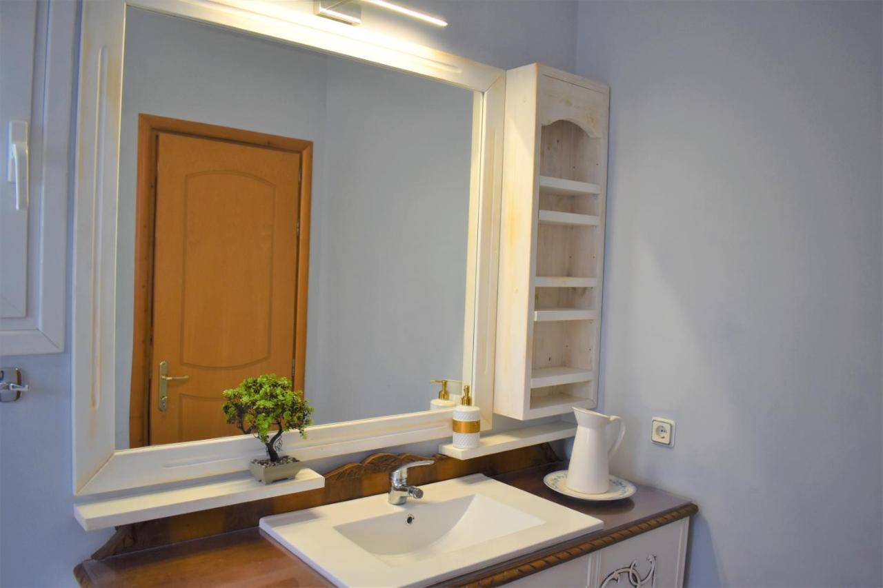 Vakantiehuis Niki Agios Georgios Pagon